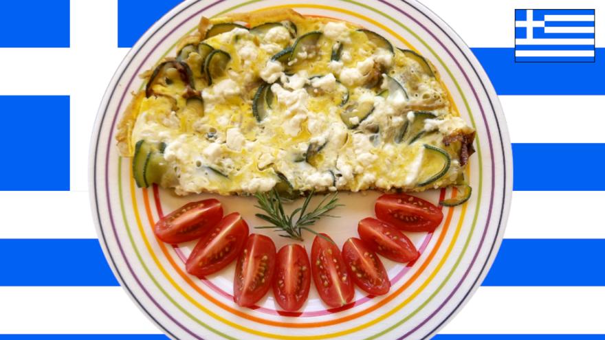 Kretisches Omelett auf griechischer Flagge