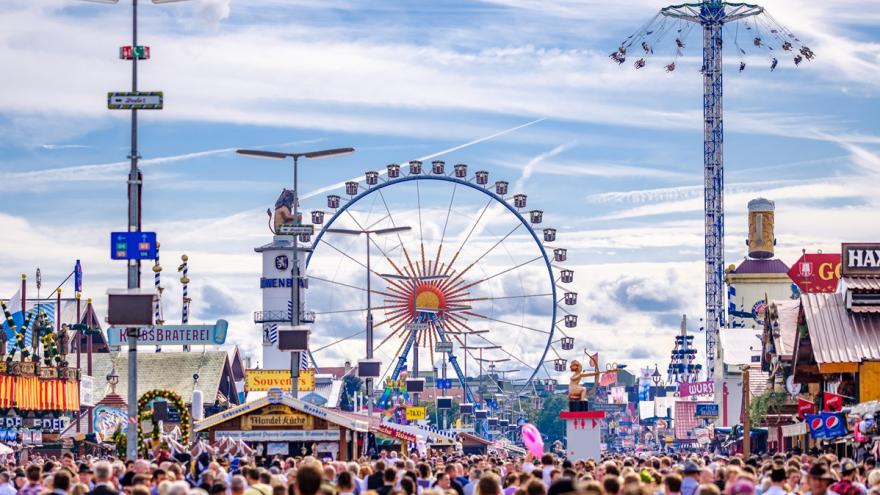 Oktoberfest mit Riesenrad